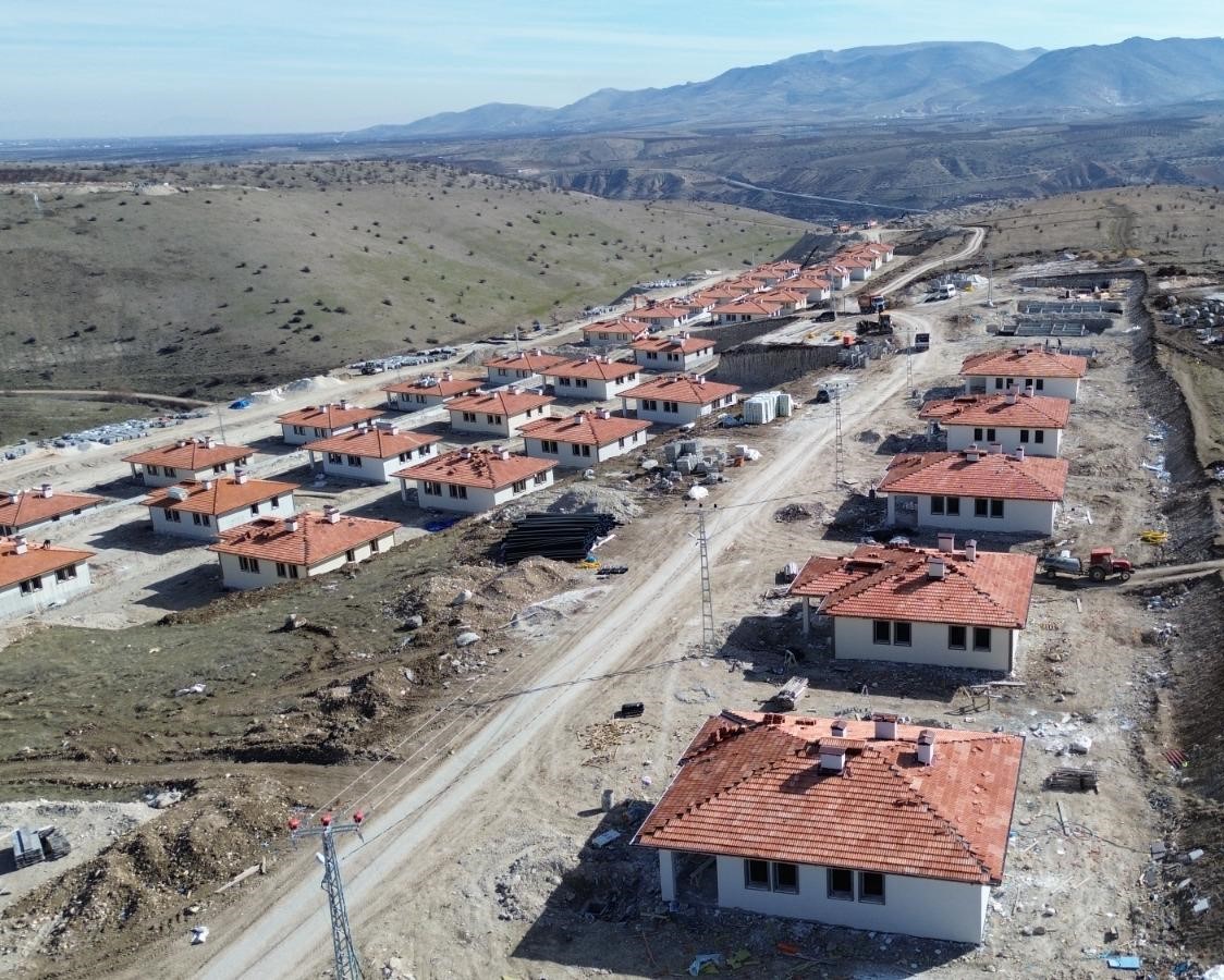 MALATYA DOĞANŞEHİR - 44 KÖY EVİ